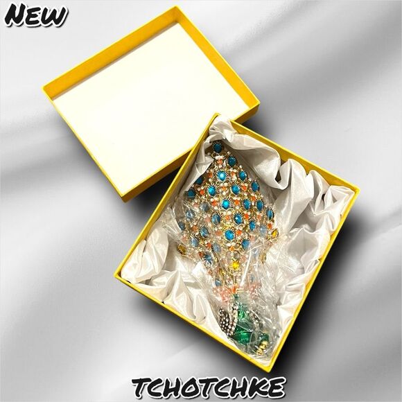 NEW NIB Peacock tchotchke Trinket Box – Vintage Style, Jeweled & Gift-Ready - Picture 7 of 10